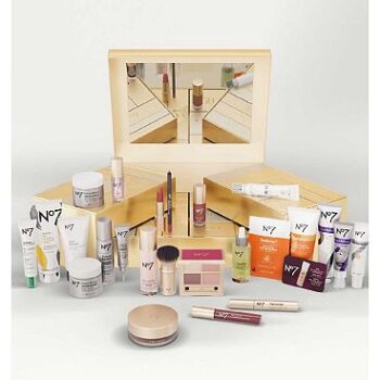 No7 The Ultimate 25 Day Beauty Advent Calendar